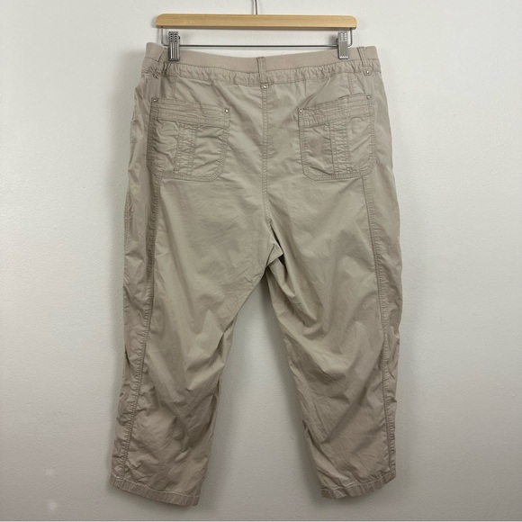 Chico’s Women’s Tan Capri Cargo Lot of 2 Pants Size 3 XL - Picture 4 of 7